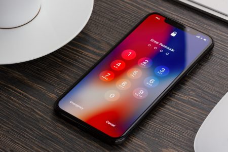 A newly reported iPhone phenomenon could be bad news for both cops and robbers
