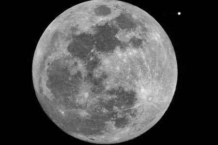 Nokia suits up astronauts with 4G for Moon mission