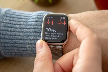 Future Apple Watches could get a genius way to track your health, thanks to smart straps