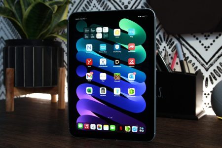 I tested the iPad Mini 7 for a week, and its the ultraportable tablet to beat at $100 off
