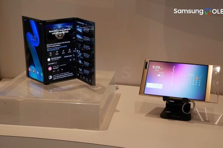 Samsung Tri-Fold Phone Reportedly in Development; Could Debut in 2025