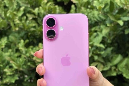 Do-it-yourself repair kits for the iPhone 16 series are now available from Apple