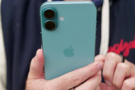 iOS 18.1 secretly made it harder to break into iPhones | Digital Trends