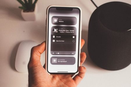 Apple’s HomePod With Touch Display May Come With These Features