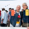 apple-designer-behind-the-original-iphone-might-be-making-an-ai-device