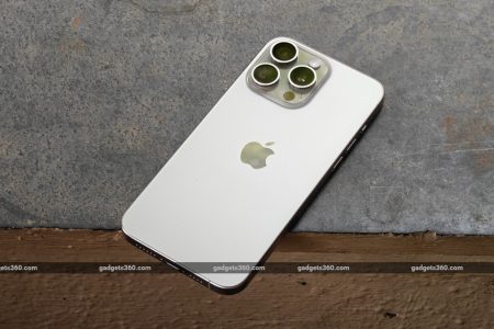 iPhone 15 Pro, iPhone 15 Pro Max, iPhone 13, Apple Watch Series 9 Discontinued