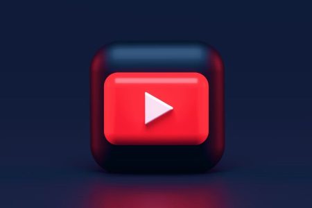 YouTube Might Soon Show You Ads When You Pause a Video