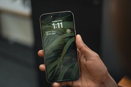 Apple May Launch 2 iPhone Models Powered by Its In-House 5G Modem Next Year