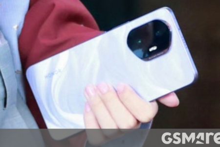 Honor 300 leaks in series of live images