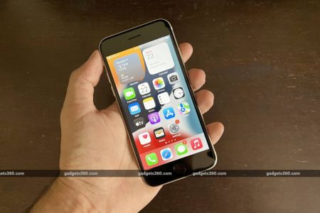 iPhone SE 4 Price, Launch Timeline Tipped; May Get A18 SoC, OLED Screen
