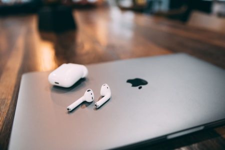 Apple Could Soon Launch AirPods With Cameras: Ming-Chi Kuo