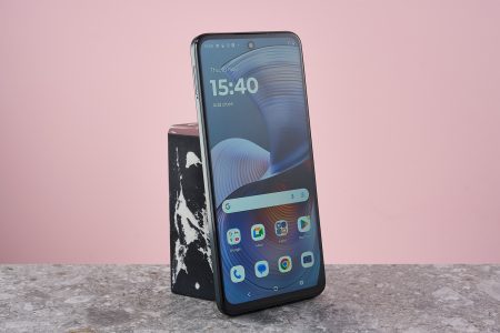 Motorola Moto G55 5G review: it may not be flashy but this super-cheap phone still impressed me