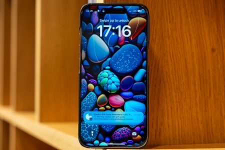 Apple’s AI notification feature is making up news