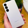 does-the-samsung-galaxy-s25-come-with-a-charger-in-the-box?