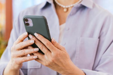 Apple’s Passwords App Had a Flaw That Remained Unfixed for Three Months