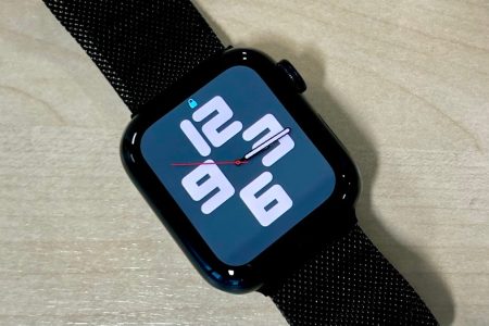 The Apple Watch SE (2nd Gen) is $80 off during Amazon&apos;s Spring Sale