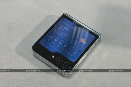 Samsung Galaxy Z Flip FE Tipped to Get Same Cameras as Galaxy Z Flip 5