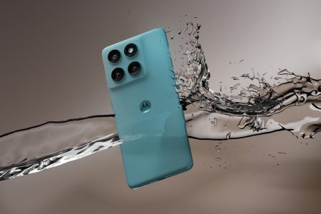 Motorola’s new cheap phone offers great value for money – plus it feels like a canvas tote bag