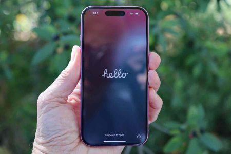 Leaked dummy unit image shows how thin the iPhone 17 Air may look against the iPhone 17 Pro