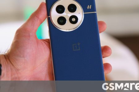 OnePlus 13 gets second Android 16 beta