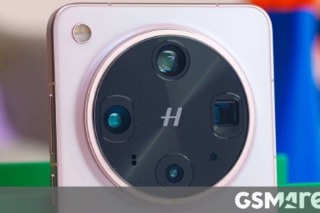 Oppo Find X8 Ultra in for review