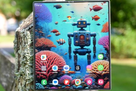 Samsung One UI 7 has finally begun to hit Galaxy Z Fold 6 and Flip 6 handsets