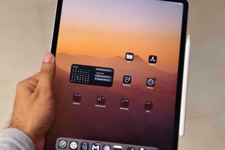 You could be folding your iPad as soon as next year