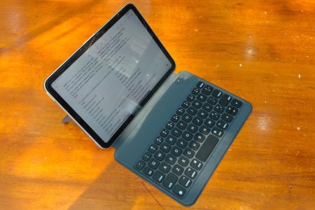 I tried a tiny iPad mini keyboard. It was a bewildering experience.