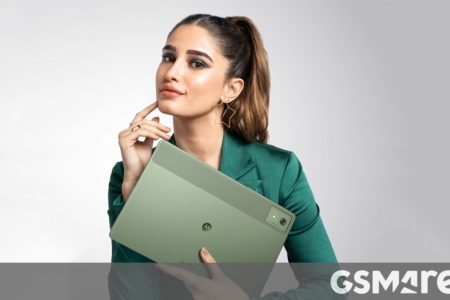 Motorola launches Moto Pad 60 Pro tablet, Moto Book 60 laptop