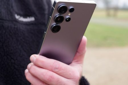 Samsung Galaxy S25 owners treated to unexpected new features in latest update