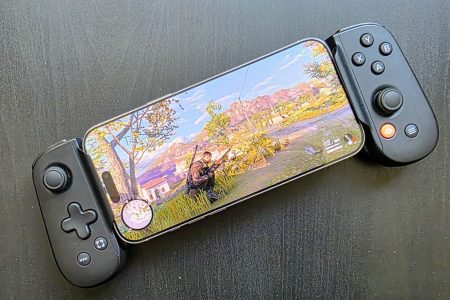 Sniper Elite 4 is a mini marvel on the iPhone 16 Pro