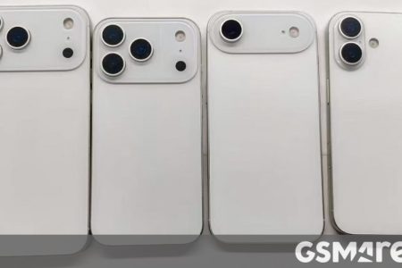 Entire iPhone 17 family dummy units star in group photos