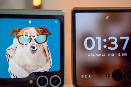 Motorola Razr Ultra 2025 vs Galaxy Z Flip 6: vast chasms between the two