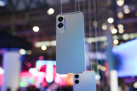 Samsung&apos;s next Galaxy S25 phone has an Ultra-level camera – and a free preorder deal