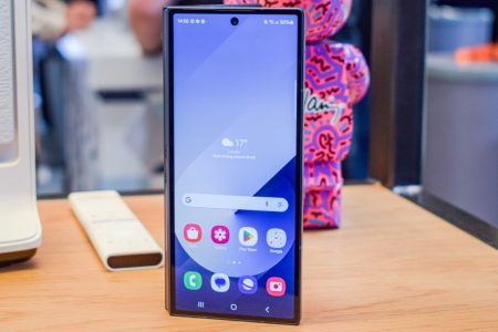 Samsung can make the Galaxy Z Fold 7 as thin as it likes, I