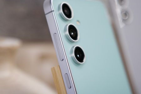Samsung Galaxy S25 FE might favor power over price