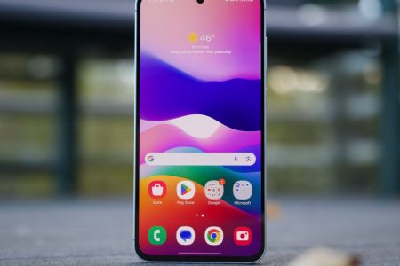 Samsung Galaxy S25 FE could be in for a major selfie makeover