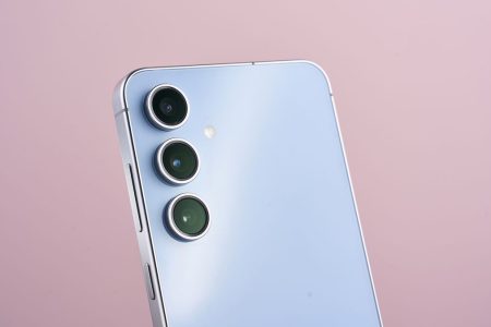 If these are the Samsung Galaxy S25 FE cameras, we’ll be disappointed.