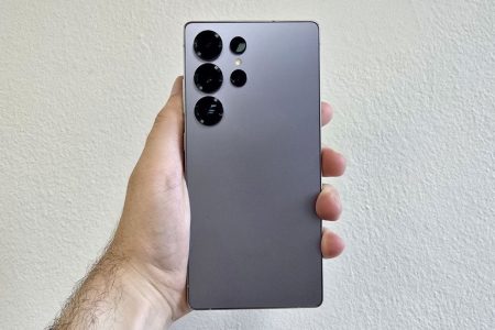 Our favorite Samsung phone has just hit a new record-low price in the Amazon Memorial Day sale