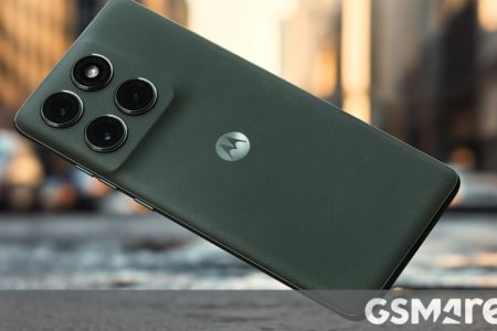 Motorola launches the Edge 2025 in North America with a new AI Key