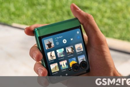 Motorola Razr 60 launches in India