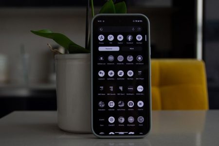 Want to stop obsessing over your Android phone? Try this trick.
