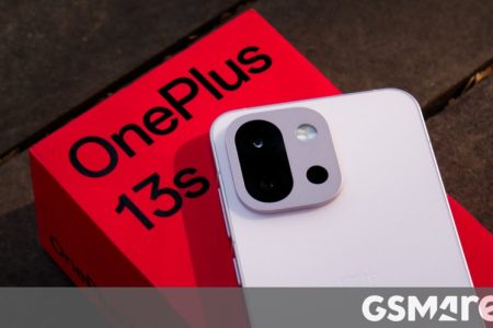 OnePlus 13s in for review