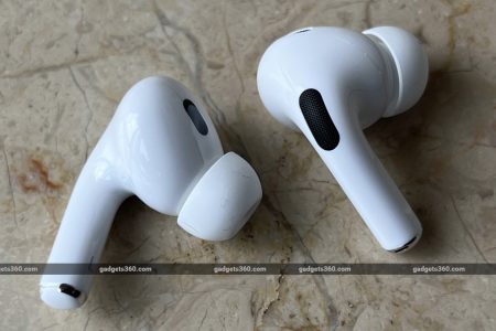Apple to Release First Public Beta Update for AirPods 4, Other Models in July