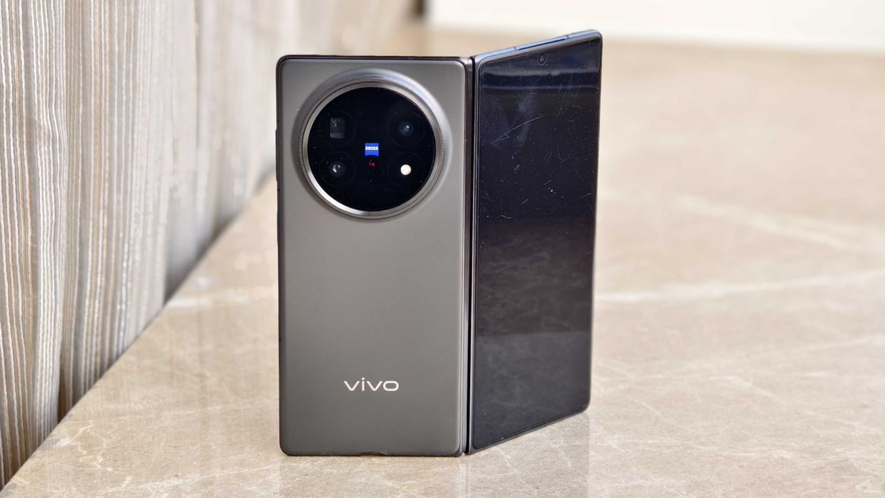 i-love-my-galaxy-z-fold-7,-but-i-hope-samsung-steals-this-amazing-vivo-feature-for-the-galaxy-z-fold-8